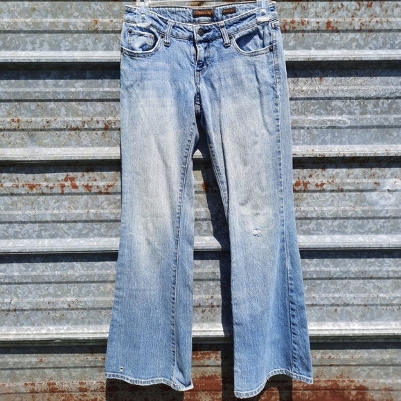 Aeropostale Stretch Flare Short Jeans - Picture 6 of 12